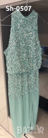 Елегантна красива рокля