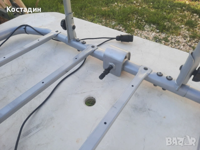 Багажник,Платформа за Теглич Thule EasyBase 949 , снимка 2 - Аксесоари и консумативи - 54758223