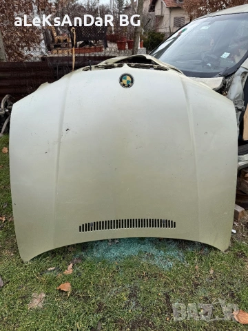 Преден капак за бмв е46 компакт 