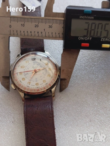 Два броя мъжки часовници;Certina automatic 27 jewels,и BASIS sport стоп секунди хронометър 1940год., снимка 2 - Мъжки - 54810116