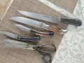 Два ножа стари здрави,две ножчета и шивашка ножица,,чилик,, стомана изработка красива на всички , снимка 11