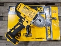 Акумулаторен ударен гайковерт DeWALT DCF899N, снимка 2