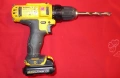 Отличен Акумулаторен винтоверт-бормашина DEWALT DCD 710, снимка 2