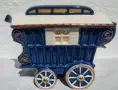 Красив керамичен чайник Romany Caravan, Англия, снимка 2