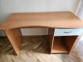 Ученическо бюро с чекмедже, снимка 1
