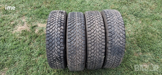 4бр зимни гуми 165/70R14. Lassa Snoways. DOT 4517. 6 и 7 мм дълбочина на шарката. Цената е за...