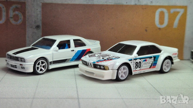 hot wheels колички , снимка 3 - Колекции - 54733094