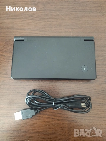 Продавам конзола Nintendo DSi