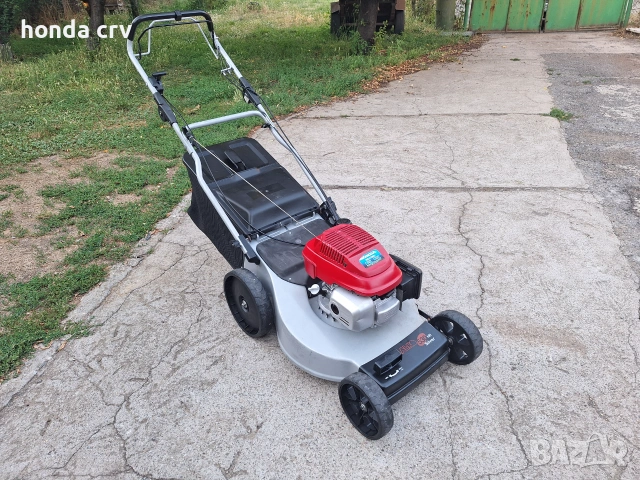 Косачка Honda 5.5к.с. 53см самоходна алуминиева мулчираща с кош, снимка 4 - Градинска техника - 55244830