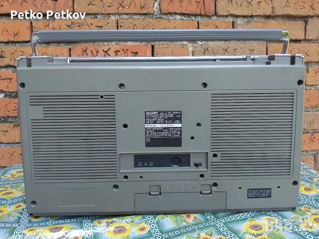 SHARP GF- 8989 JAPAN , снимка 3 - Радиокасетофони, транзистори - 54808429