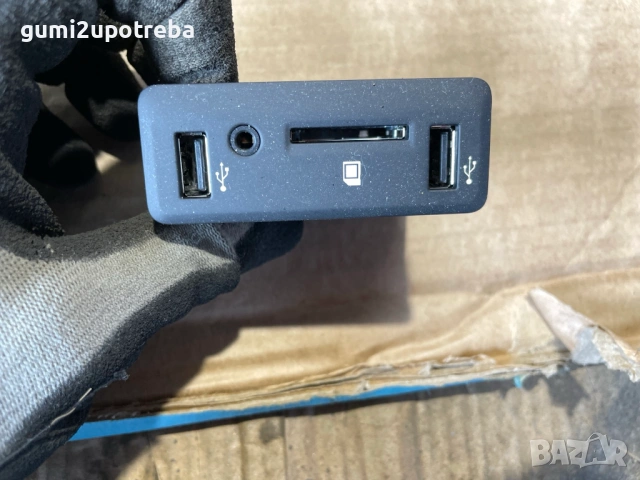 Модул USB AUX SD 280238352R Renault Talisman 2017г 147kW