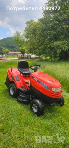 Тракторна косачка Makitta с Briggs & Stratton 13.5к.с като нова