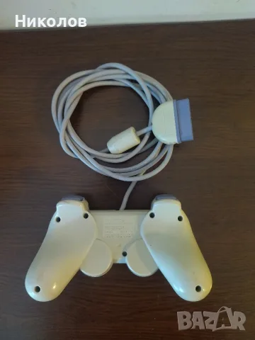 Продавам оригинален джойстик за Playstation 1 (PS1/PS One), снимка 2 - Аксесоари - 55633611