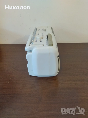 Продавам радио с касетка SONY CFM-10, снимка 6 - Радиокасетофони, транзистори - 55256503