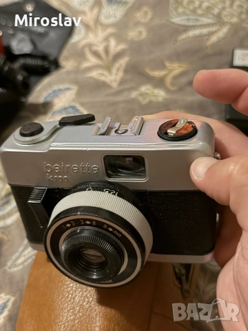 Ретро фотоапарат Beirette K100 (ГДР) немски лентов - с кожен калъф, снимка 3 - Антикварни и старинни предмети - 55213406