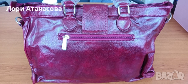 Модерна дамска чанта, изработена от висококачествена еко кожа в цвят бордо., снимка 4 - Чанти - 54015402