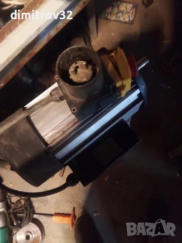 ЕлДвигател 2.2 KW, снимка 5 - Електродвигатели - 55579275