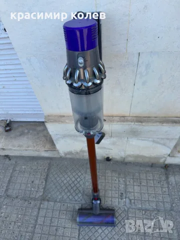 акумулаторна прахосмукачка "DYSON V10", снимка 4 - Прахосмукачки - 55465496