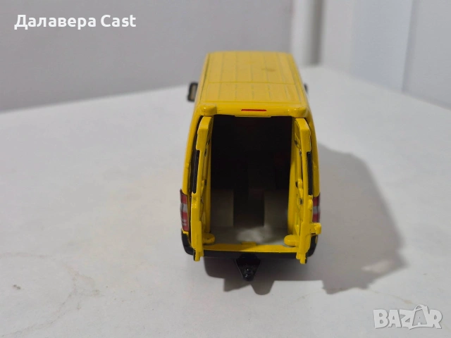 1/50 Mercedes Sprinter Siku, снимка 9 - Колекции - 55127461