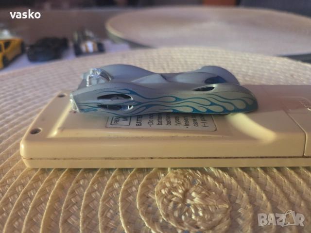 Hotwheels 2002 China, снимка 3 - Колекции - 54100252