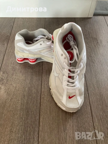 Оригинални мъжки маратонки Nike Shox Ride 2 Supreme , снимка 2 - Маратонки - 55179183