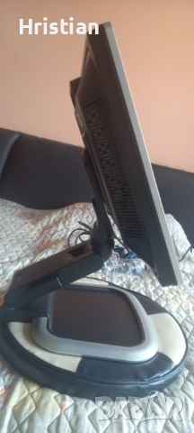 стар офис LCD монитор HP Compaq LA1951G 19 инча, снимка 3 - Монитори - 54526754