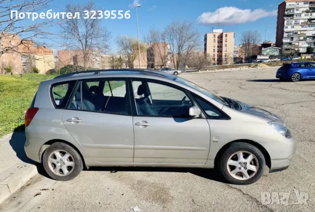 Toyota Corolla Verso 1.8, снимка 2 - Автомобили и джипове - 55606401