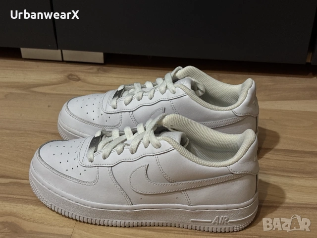 Оригинални маратонки Nike Air Force 1 07 размер 38, снимка 3 - Маратонки - 54198218