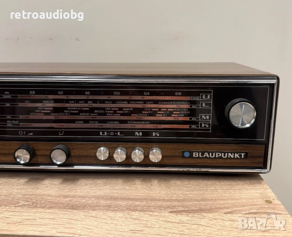 Винтидж радио Blaupunkt Genua, снимка 2 - Радиокасетофони, транзистори - 54637886