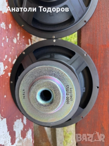 10 инчови басови говорители Logitech, снимка 7 - Тонколони - 53454934