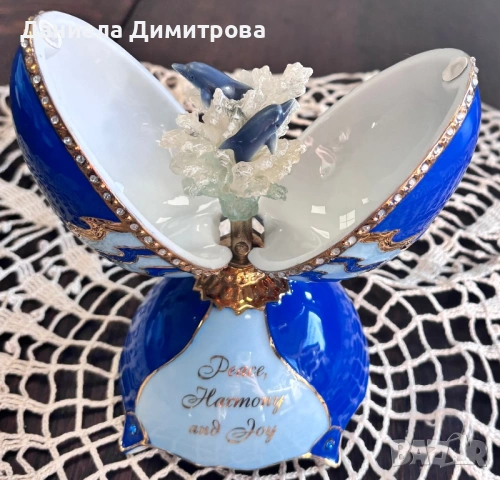 Порцеланово музикално яйце