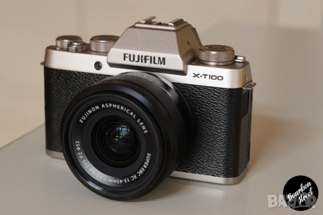 Fujifilm X-T100 + XC 15-45mm