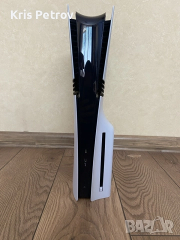 Конзола Playstation 5 Pro Disc Drive 2TB, снимка 3 - PlayStation конзоли - 55122424