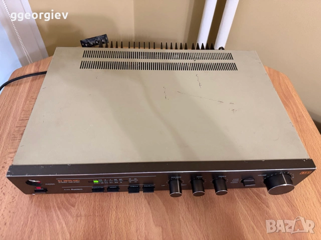 Продавам усилвател RFT SV3930, снимка 2 - Ресийвъри, усилватели, смесителни пултове - 55252494