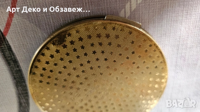 Пудриера с емайли и позлата, снимка 6 - Антикварни и старинни предмети - 54829835