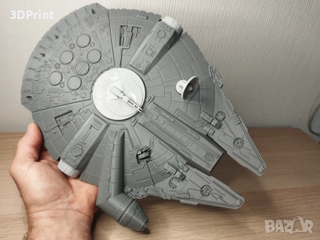 Star Wars Millennium Falcon / Хилядолетния Сокол
