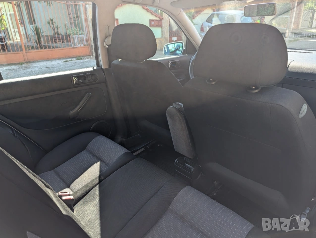 VW Golf 4 1.9 TDI 2002 101hp, снимка 16 - Автомобили и джипове - 55130011