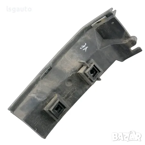 Ляв държач задна броня Volvo V50 2004-2010 ID: 162714 OEM 30764179