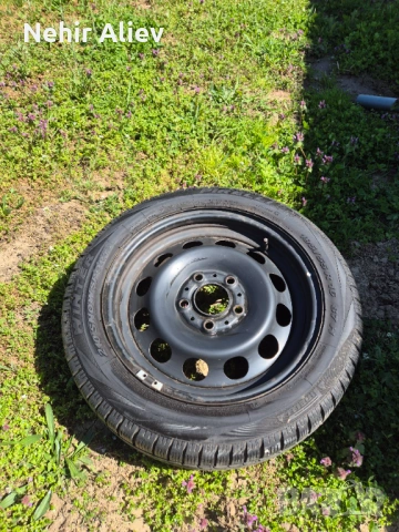 Продавам комплект джанти с гуми