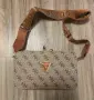Дамски чанти Guess с дълга дръжка , снимка 3