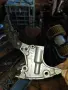 Оригинален горен десен обтегач за ангренажна верига Audi / VW 2.7 3.0 4.2 TDI – 057109218J, снимка 1