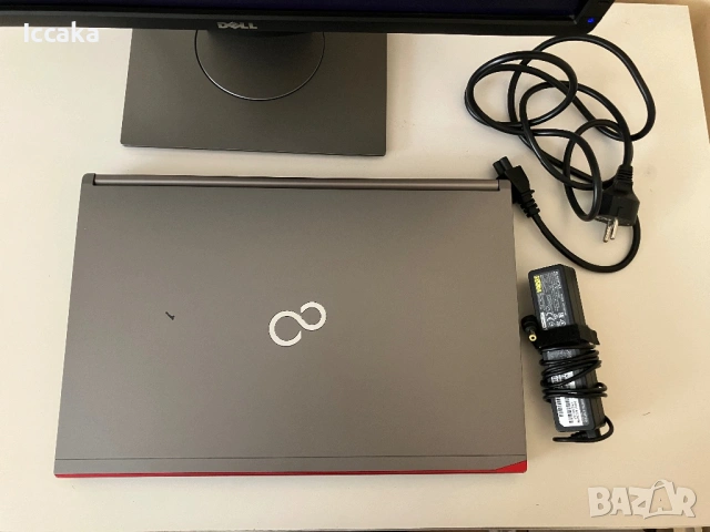 Fujitsu Lifebook E754 - За Ремонт