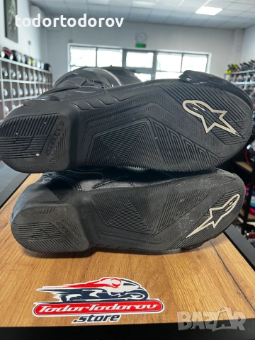 Мото ботуши ALPINESTARS SMX-6 ,номер 43,подвижна става,много запазени 252.30 лв. / 129 €, снимка 6 - Аксесоари и консумативи - 55018530