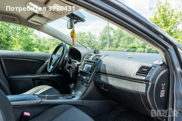 Toyota Avensis 2.2 D-4D, Automatic, 2010, снимка 8 - Автомобили и джипове - 54678297