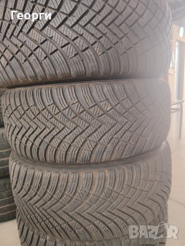 4бр.зимни гуми 215/45/17 Hankook, снимка 7 - Гуми и джанти - 55129728