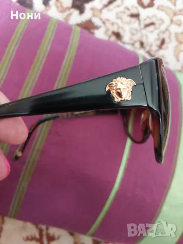 Дамски слънчеви очила от Versace, снимка 4 - Слънчеви и диоптрични очила - 55608956