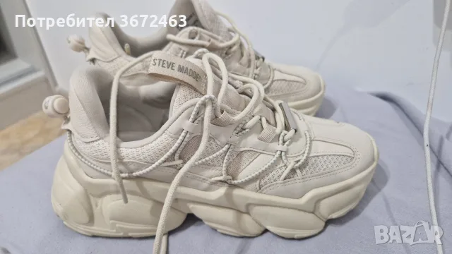 Спортни обувки Steve madden 