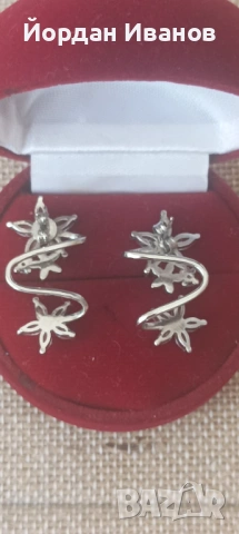 Сребърни обеци с кристали , снимка 2 - Обеци - 54350960