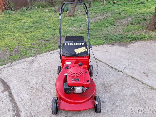 Косачка Honda 55 см самоходна алуминиева мулчираща с кош, снимка 2 - Градинска техника - 54102421