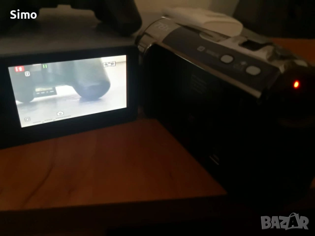 Видеокамера Panasonic Sdr t50, снимка 2 - Камери - 54503882